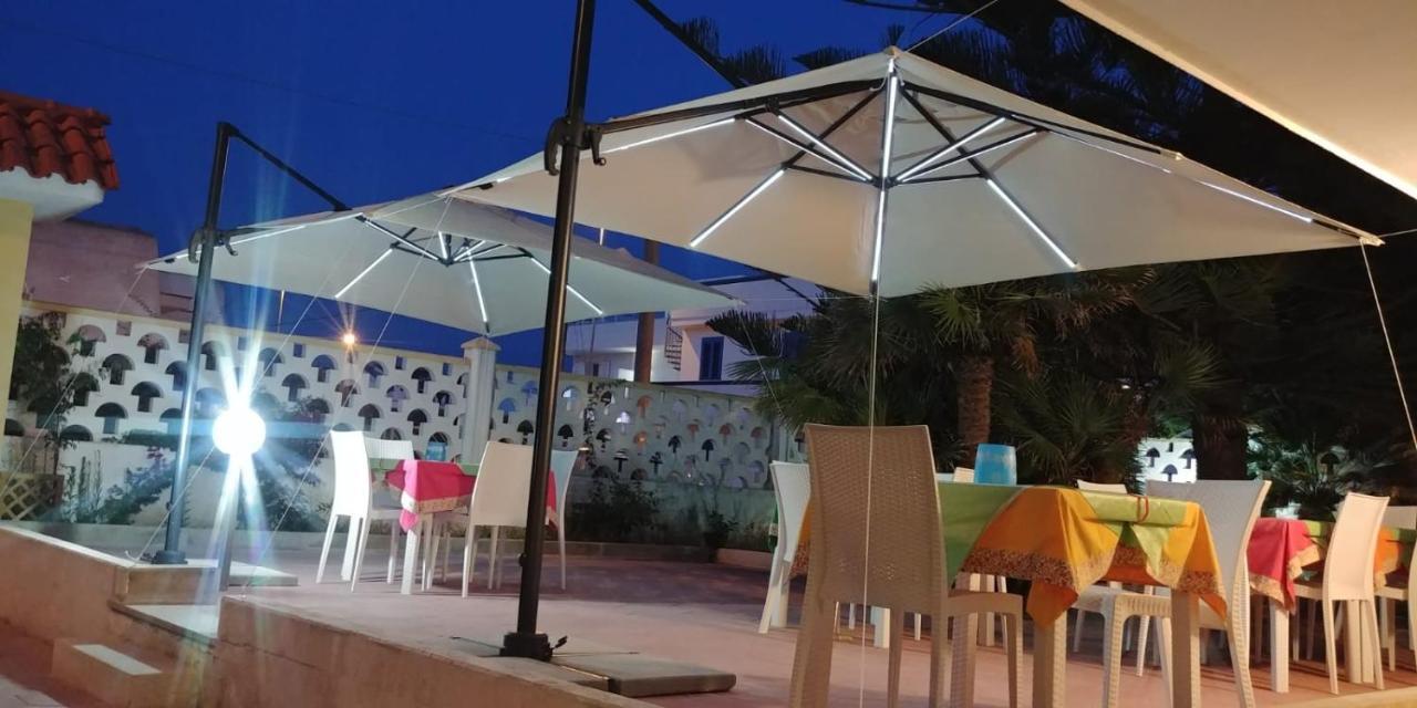 Magia Del Salento Hotel Torre San Giovanni Ugento Luaran gambar